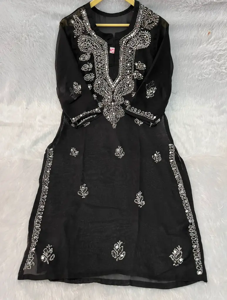 Black Lucknavi.webp